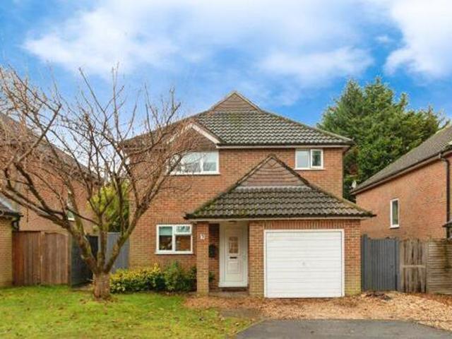 House for sale in Farnborough, Hampshire