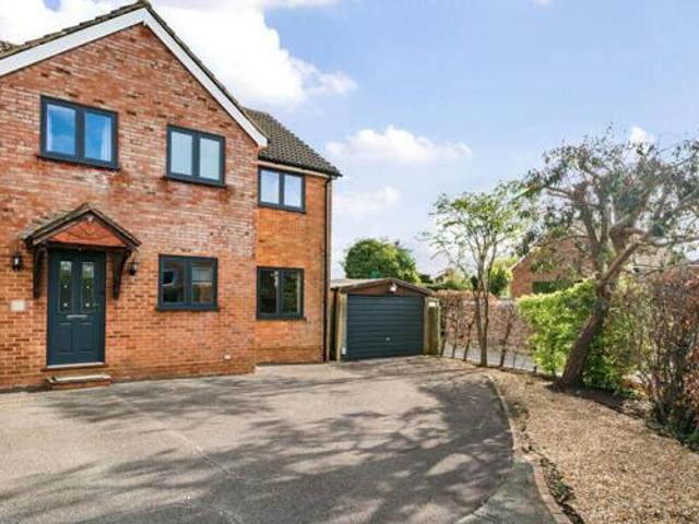 House for sale in Hale, Waverley