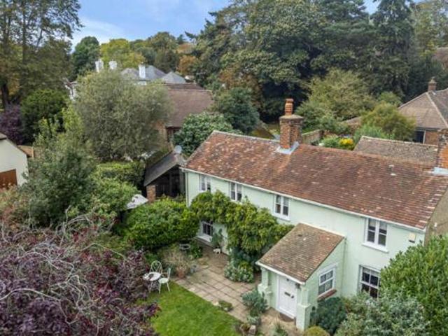 House for sale in Upper Hale, Fole