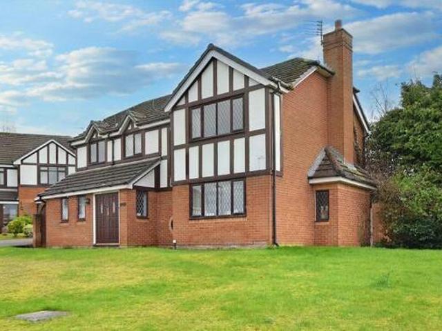 House for sale in Widnes