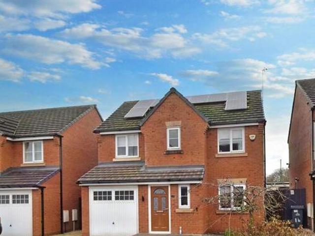House for sale in Widnes, Liverpool City Region
