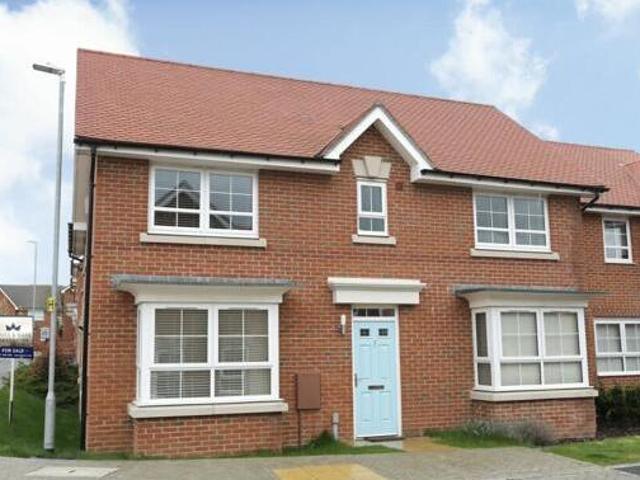 House for sale in Oad Street, Kent