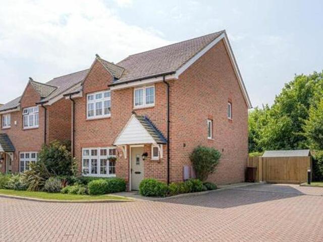 House for sale in Oad Street, Kent