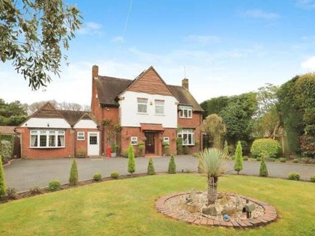 House for sale in West Midlands