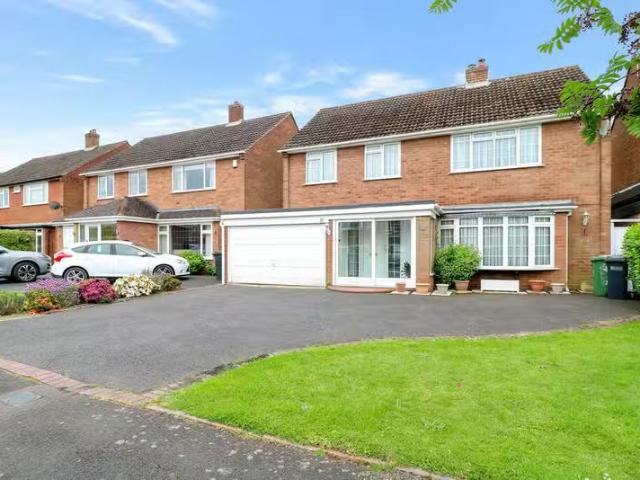 House for sale in Blossomfield
