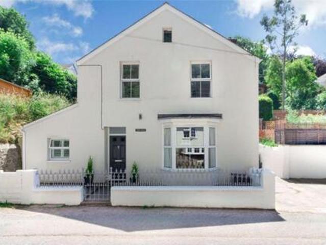 House for sale in Ferryside, Wales