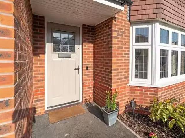 House for sale in Pulford