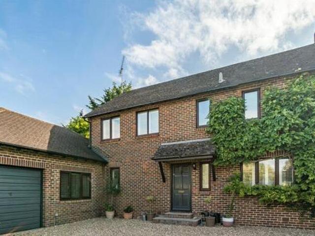 House for sale in Littlecote, West Sussex