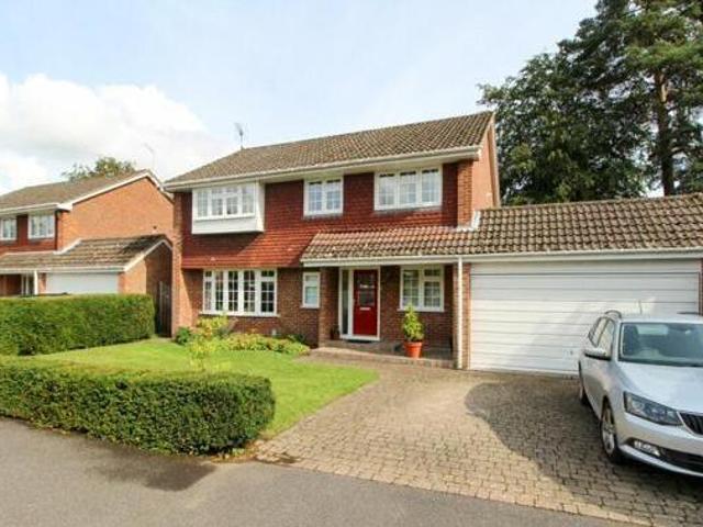 House for sale in Pondtail, Hart