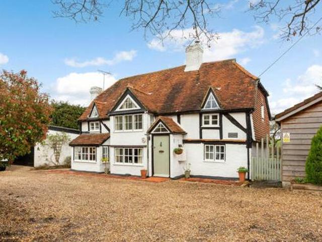 House for sale in Fleet, Hart