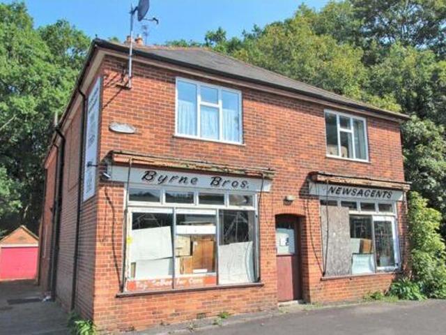 House for sale in Fleet, Hart