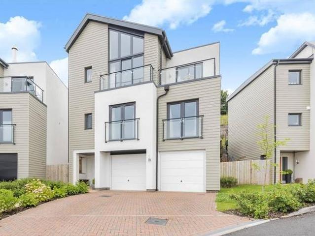 House for sale in Devon