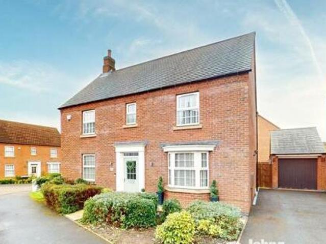 House for sale in Potters Corner, East Midlands