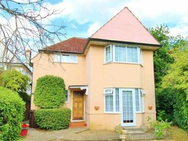 House for sale in Frinton and Walton, Dale Hill
