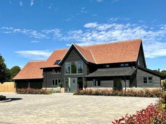 House for sale in Navestock Side, Essex