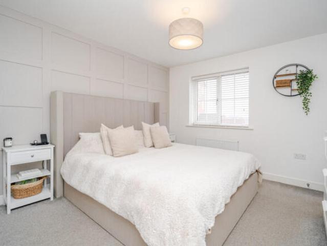 Farm for sale in Bletchley and Fenny Stratford, Bletchley