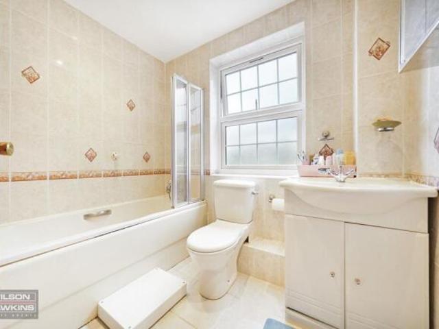 Farm for sale in Harrow On The Hill, Greater London