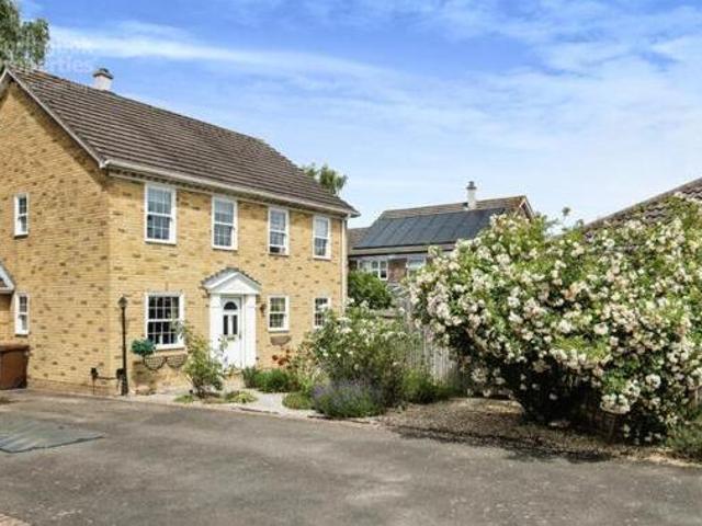 House for sale in Brompton, Gillingham