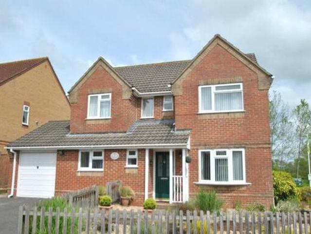 House for sale in Brompton, Gillingham