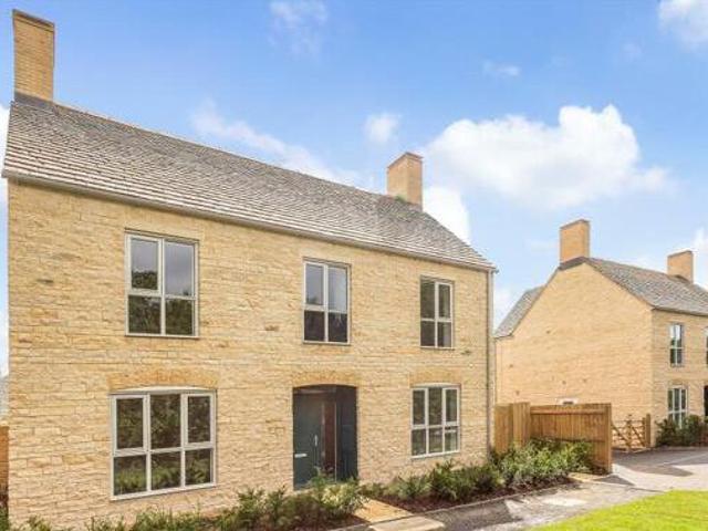 House for sale in Fossebridge, Gloucestershire