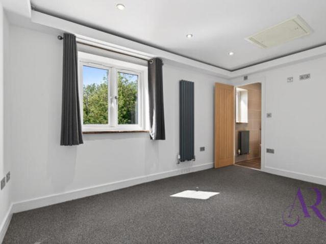 Farm for sale in Newport Pagnell