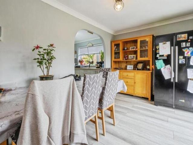 Farm for sale in Boultham Moor, Brayford