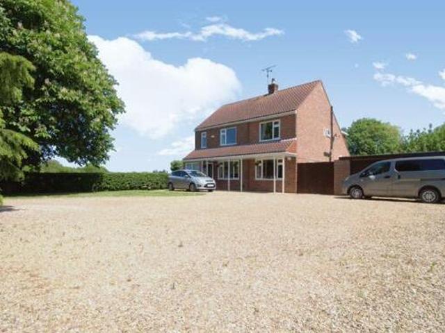 House for sale in Peterborough, Cambridgeshire and Peterborough