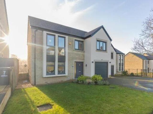 House for sale in Charlesworth, East Midlands
