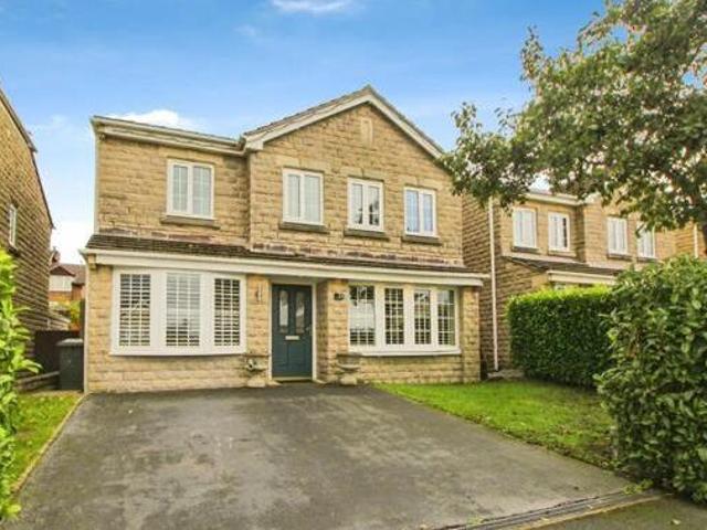 House for sale in Shirebrook Park, Charlesworth