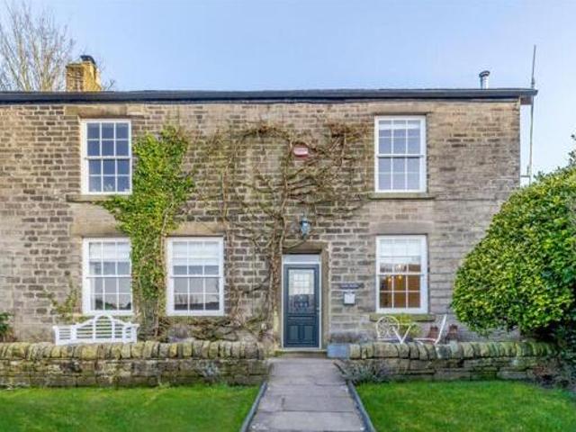 House for sale in Charlesworth, East Midlands
