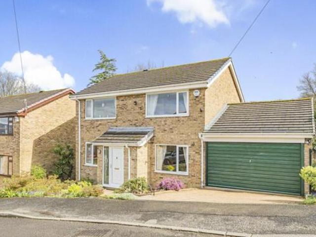 House for sale in Charlesworth, East Midlands