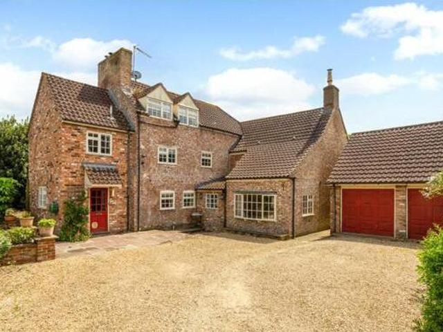 House for sale in Gloucester, Gloucestershire