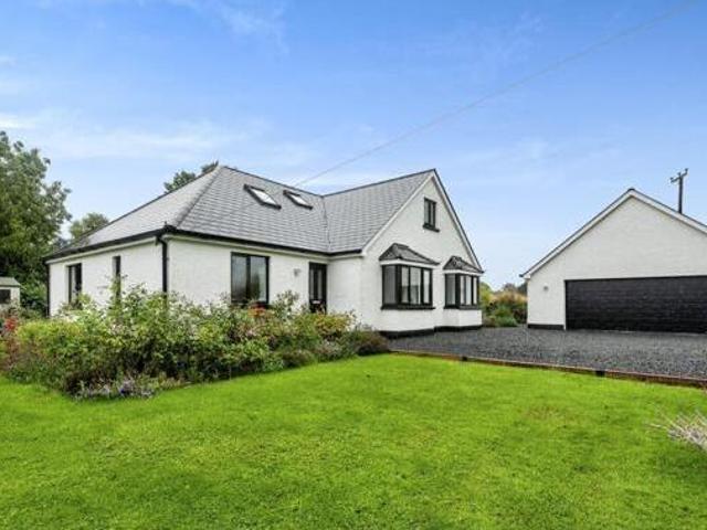 House for sale in Gloucester, Gloucestershire