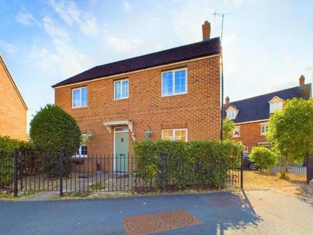 House for sale in Gloucester, Gloucestershire
