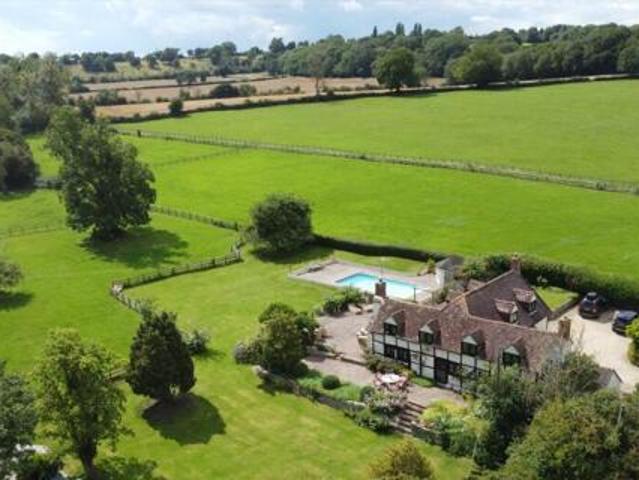 House for sale in Gloucester, Gloucestershire