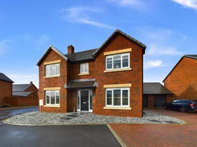 House for sale in Gloucester, Gloucestershire