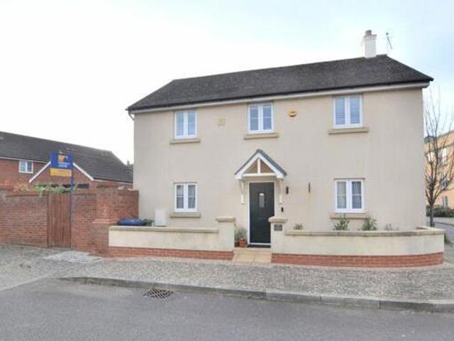House for sale in Gloucester, Gloucestershire