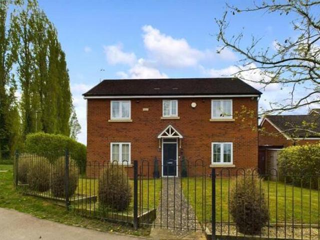 House for sale in Gloucester, Gloucestershire
