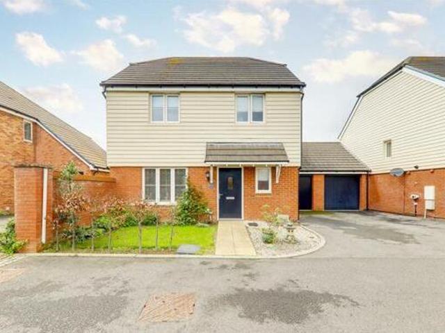 House for sale in Worthing, West Sussex