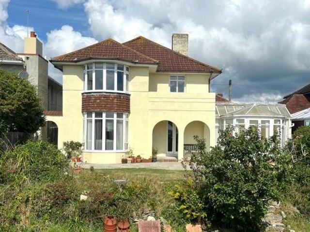 House for sale in Middlecroft, Hampshire