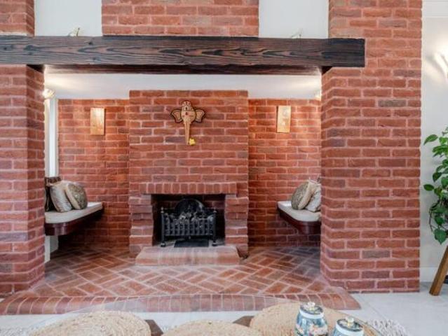 Farm for sale in Blossomfield, Solihull