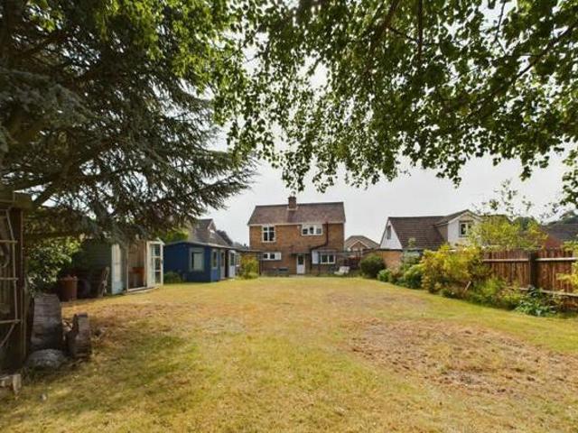 House for sale in Northampton, Northamptonshire