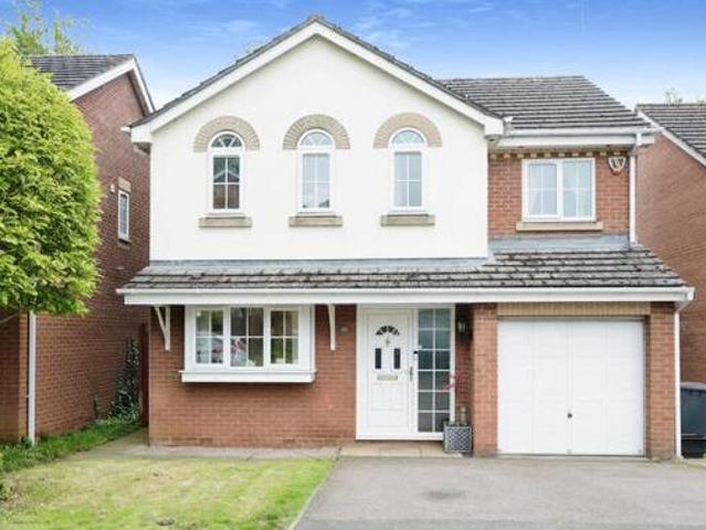 House for sale in Northampton, Northamptonshire
