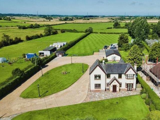 House for sale in Lyons, Greater London