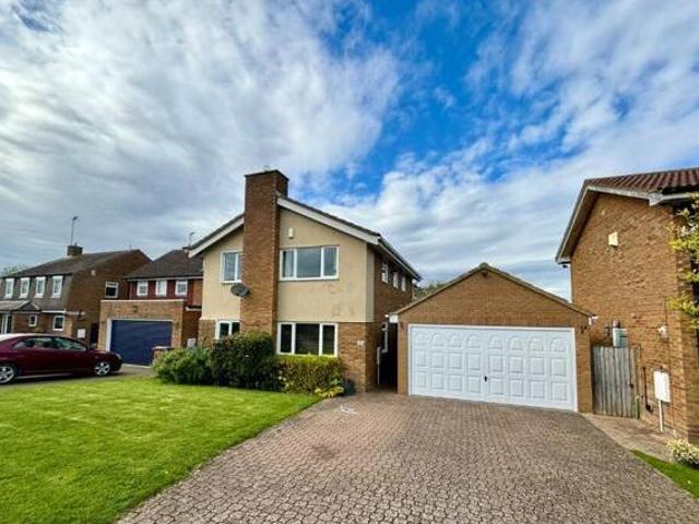 House for sale in Northampton, Northamptonshire
