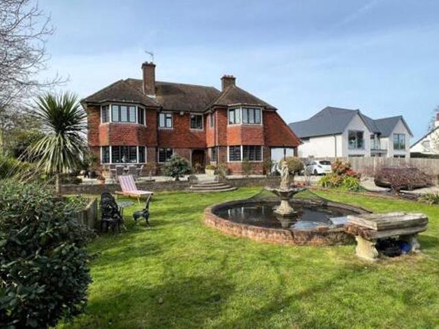 House for sale in Ash, Kent