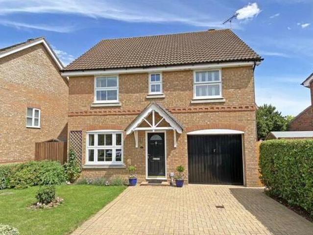 House for sale in Chipping Hill, Essex