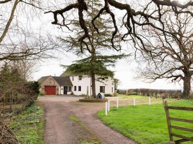 House for sale in Huntingdon