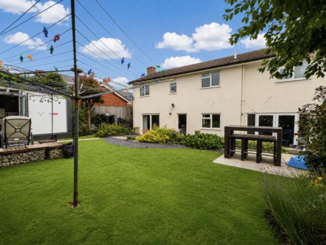 Farm for sale in Thurnby Lodge, Old Wharf