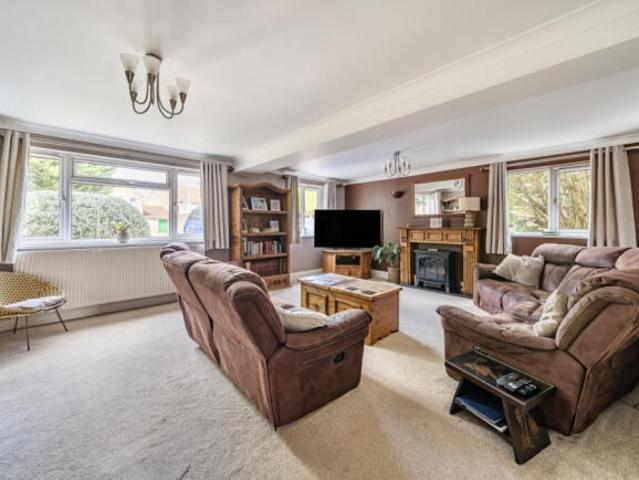 Farm for sale in Kingsdown, Swindon